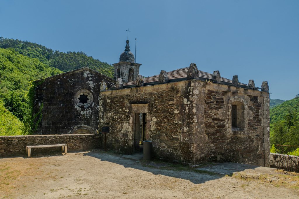 Mosteiro de Caaveiro,